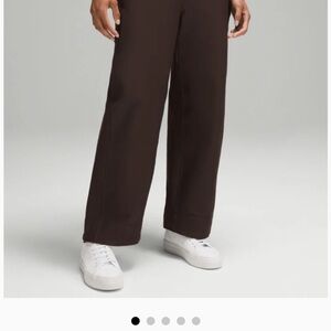 Lululemon Utilitech Relaxed Mid-Rise Trouser (Espresso - 6)